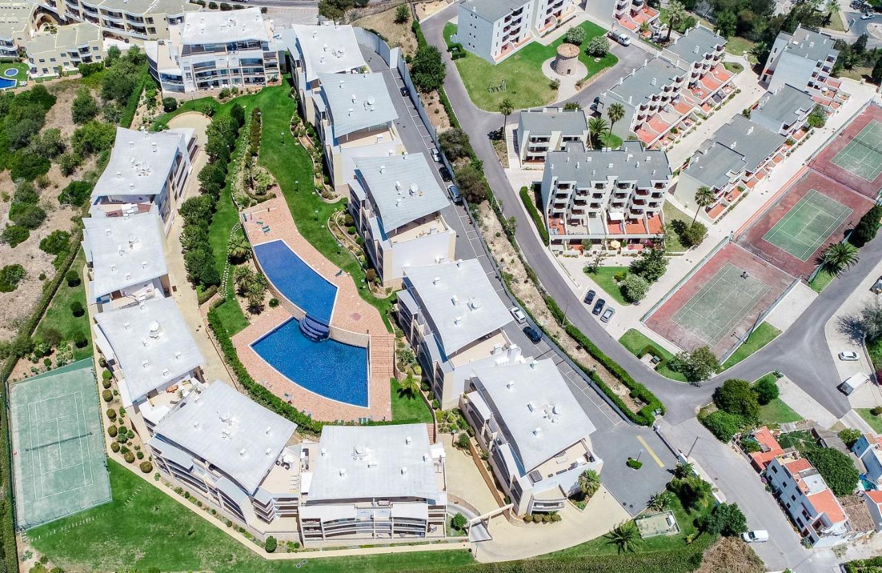 Bnb Homes Ocean View Apartment With Relax Terrace, 2 Swimming Pools & Tennis Court Albufeira Exterior photo