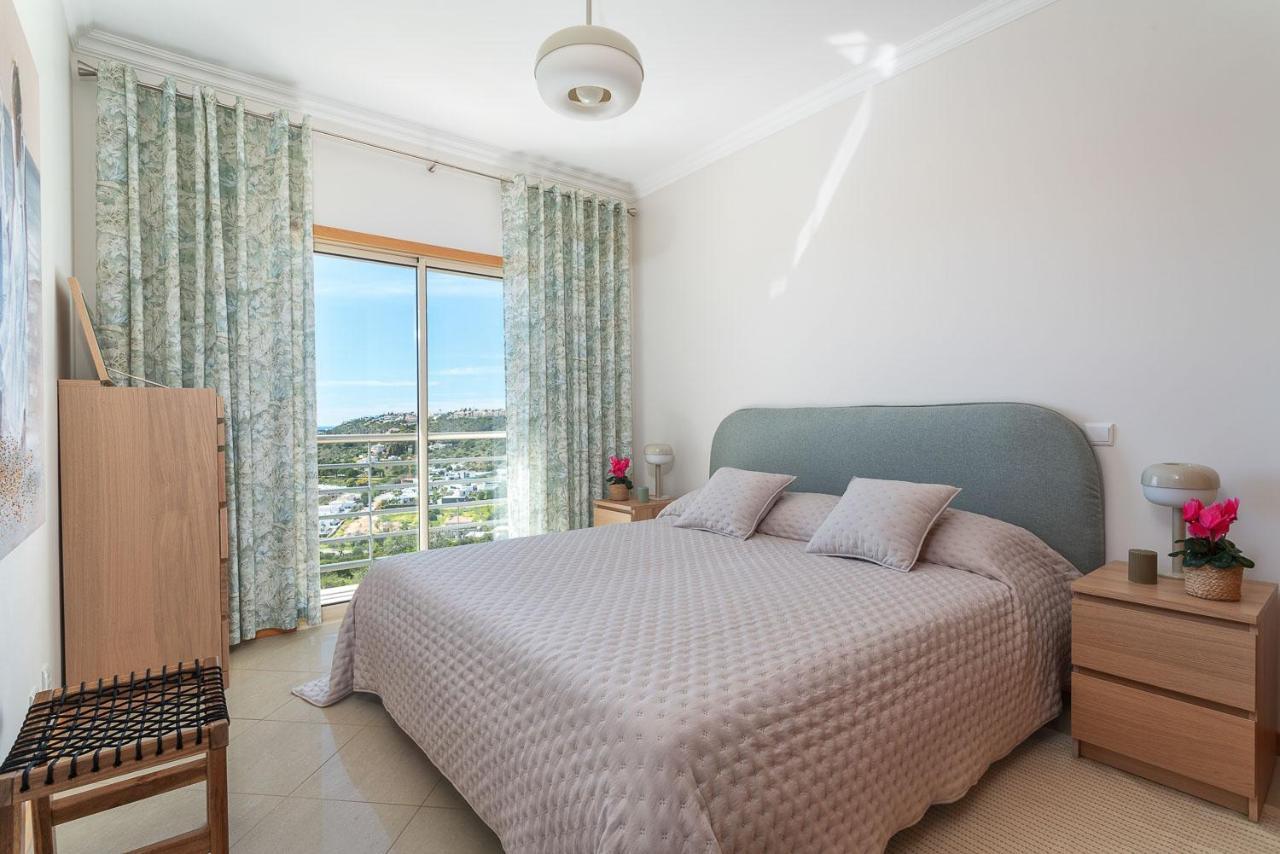 Bnb Homes Ocean View Apartment With Relax Terrace, 2 Swimming Pools & Tennis Court Albufeira Exterior photo