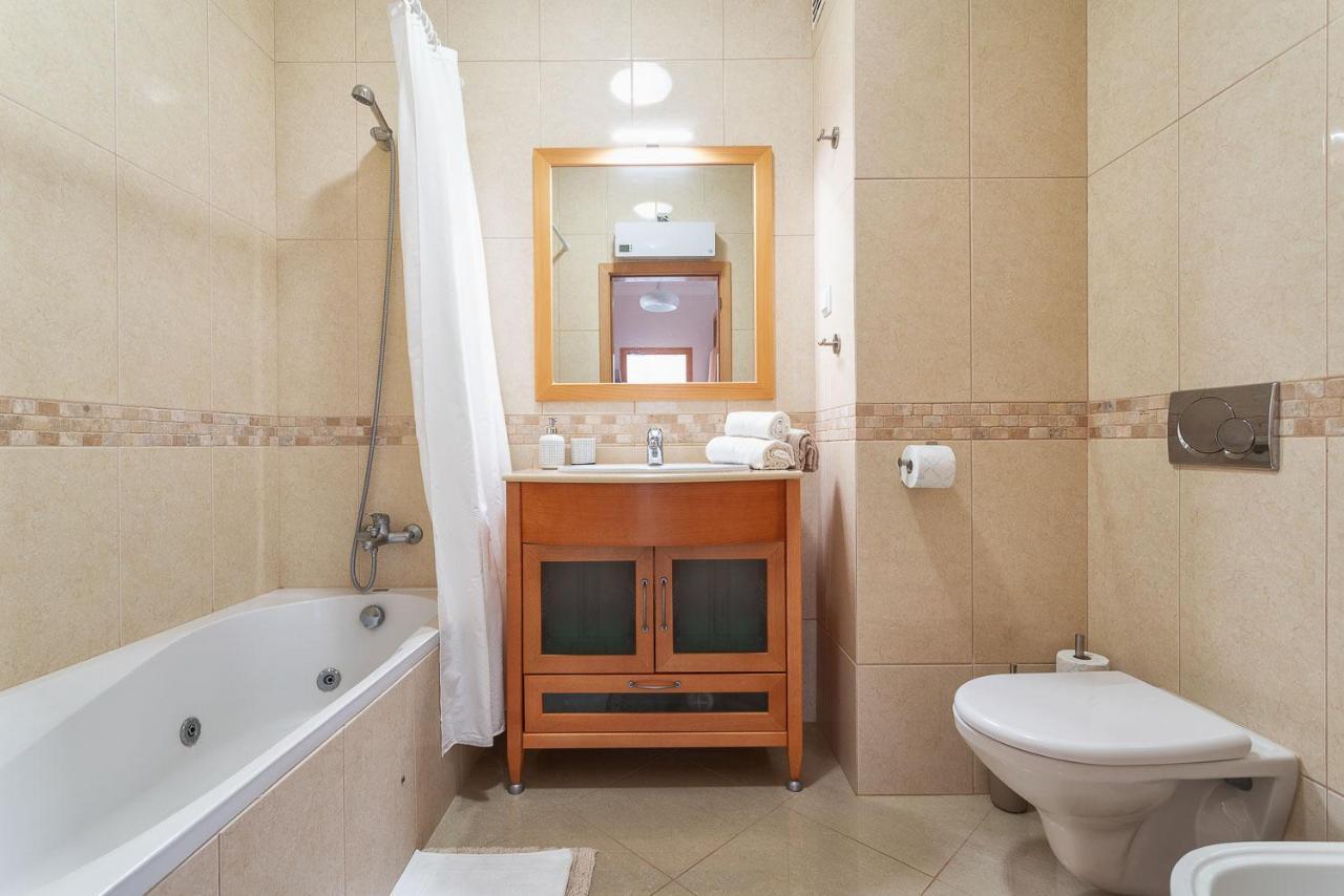 Bnb Homes Ocean View Apartment With Relax Terrace, 2 Swimming Pools & Tennis Court Albufeira Exterior photo